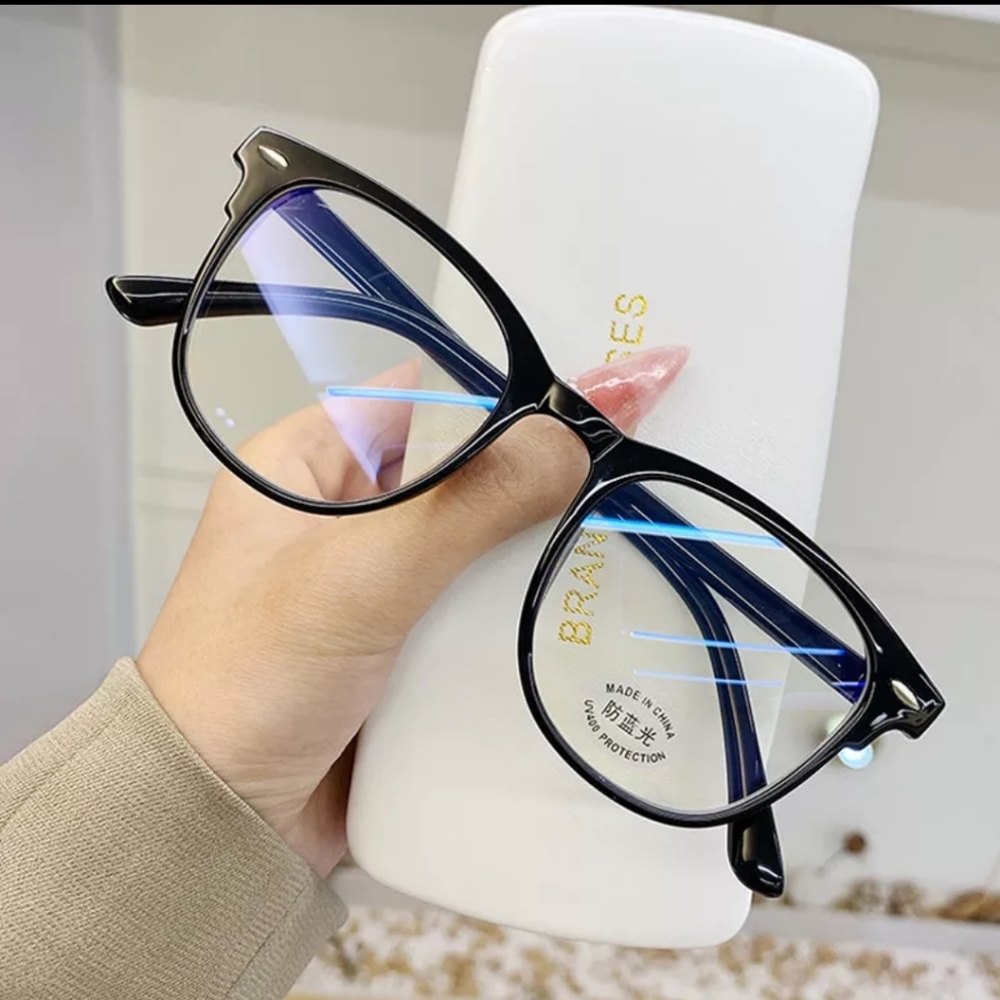 Blue light blocking glasses 💙